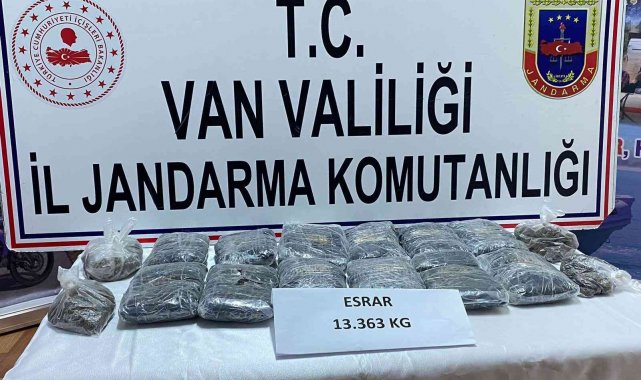 Muradiye'de 13 kilo 363 gram esrar ele geçirildi