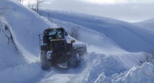 Muş'ta 16 köy yolu ulaşıma açıldı