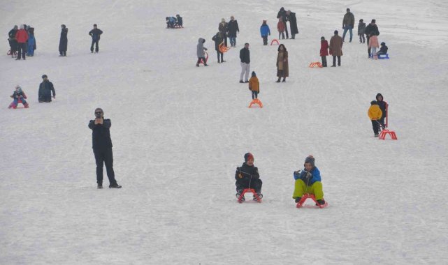 Muş'ta kayak sezonu başladı