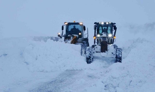 Muş'ta yılın 5 ayı metrelerce karla mücadele edilirken, İstanbul'un 40 santimetrelik karı çileye döndü