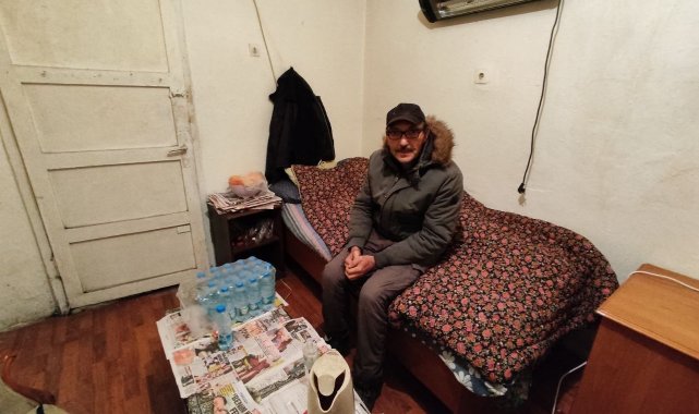 Nafaka borcunu ödeyemeyen adam 14 yıldır kömürlükte yaşıyor