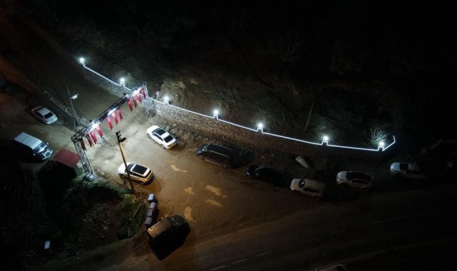 Nazilli Belediyesi, Dereköy Çayı'nı ışıklandırdı