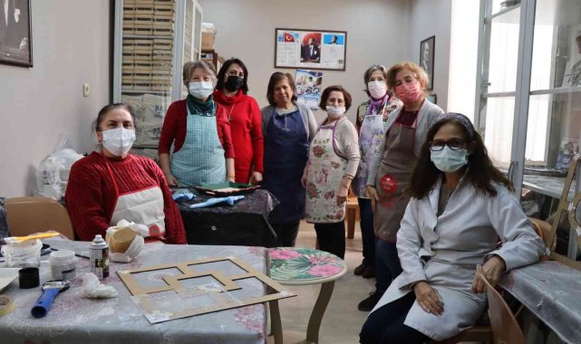 Nazilli Belediyesi Vitray ve Ahşap Boyama Kursları devam ediyor