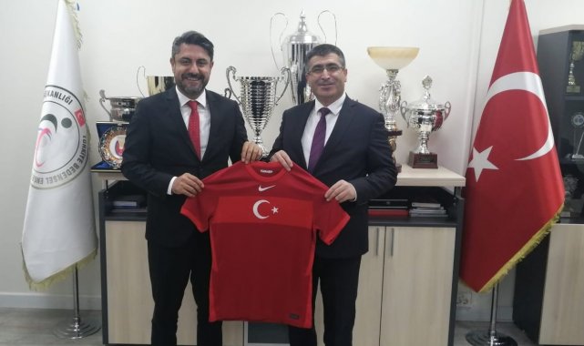 NEVÜ Rektörü Ergezen'i Ziyaret Etti