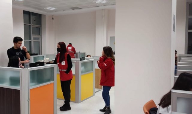 NEVÜ'lü öğrencilere çorba ikramı