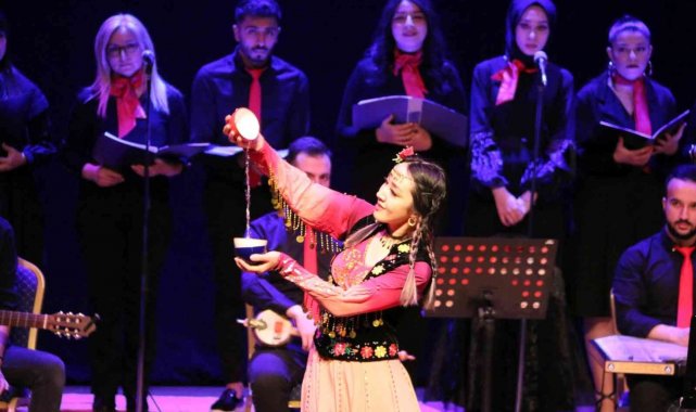 NEVÜ'lü öğrencilere Final Sınavı Öncesi 'Heybemdeki Türküler Konseri'