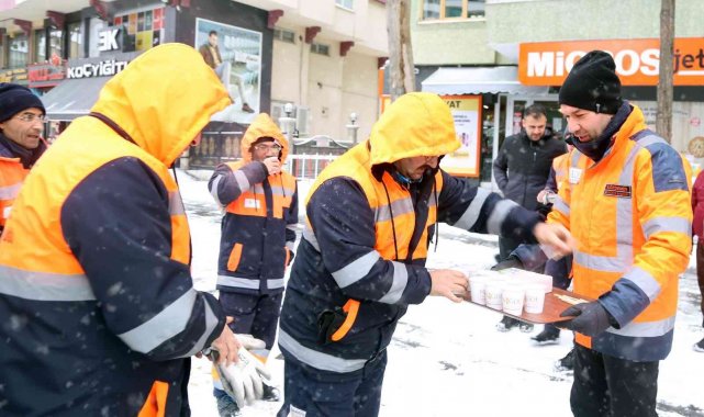 Niğde Belediyesi kış çalışmalarını aralıksız sürdürüyor