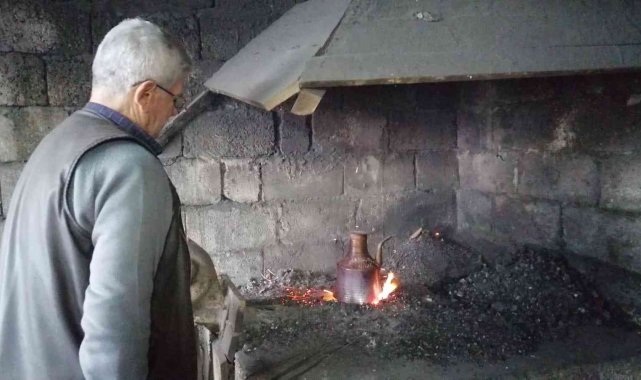 O Giresun'un son bakır ibrik ustası