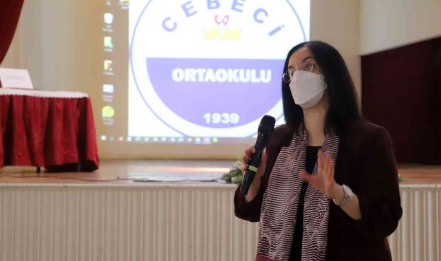 Öğrenciler için 'Adölesan dönem sağlık atölyesi' düzenlendi