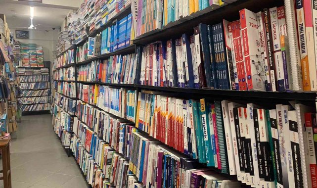 Öğrencilerin ihtiyacını ikinci el soru kitapları karşılıyor