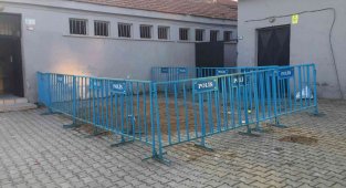 Okul bahçesinde çöken zemin dolduruldu