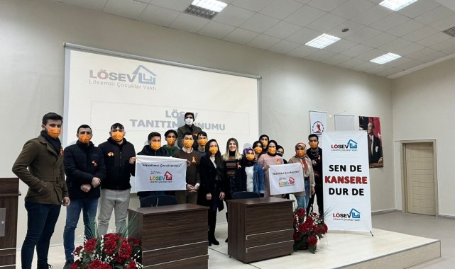 OMÜ'lü öğrencilerden lösemili çocuklara destek