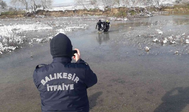 Ördek avına çıkan şahıs suda boğularak can verdi
