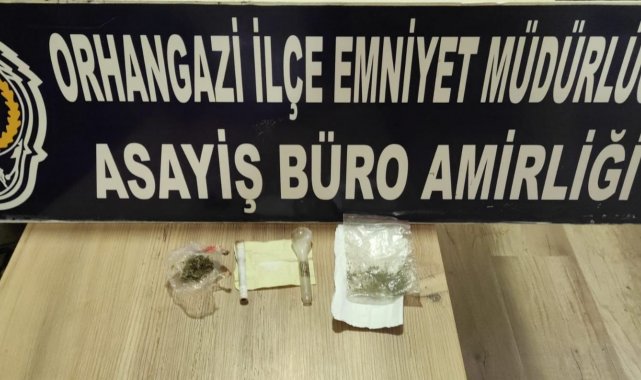 Orhangazi polisi uyuşturucu tacirlerine göz açtırmıyor: 2 tutuklama