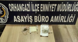 Orhangazi polisi uyuşturucu tacirlerine göz açtırmıyor: 2 tutuklama