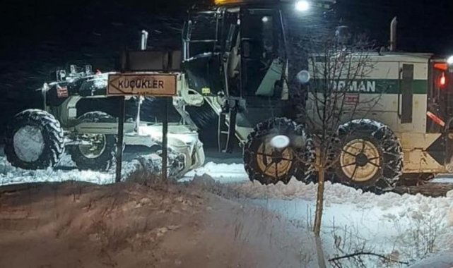 Orman ekiplerinden Uşak'ta karla mücadeleye destek