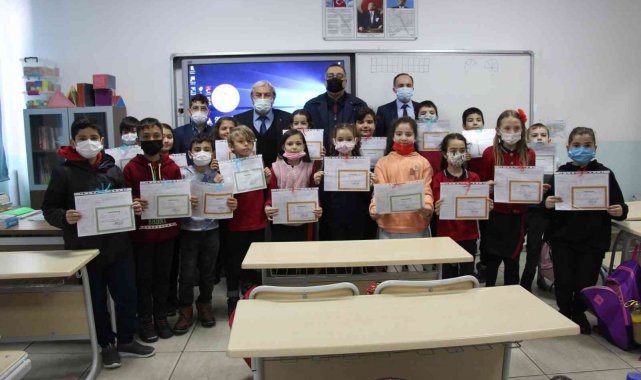 Osmaneli'nde de öğrenciler yarıyıl tatiline girdi