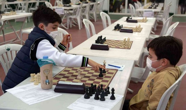 Osmangazi'de satranç heyecanı devam ediyor