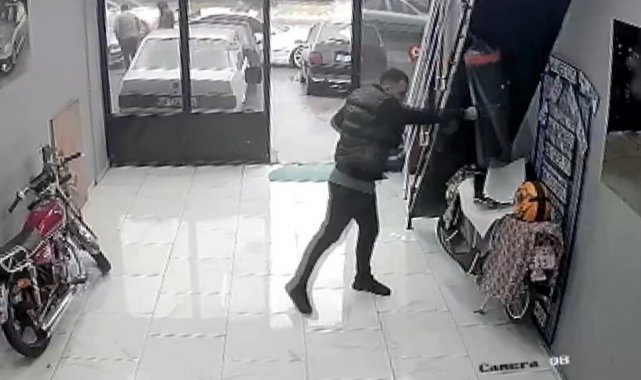 Oto galericinin stresi boks torbasını patlattı