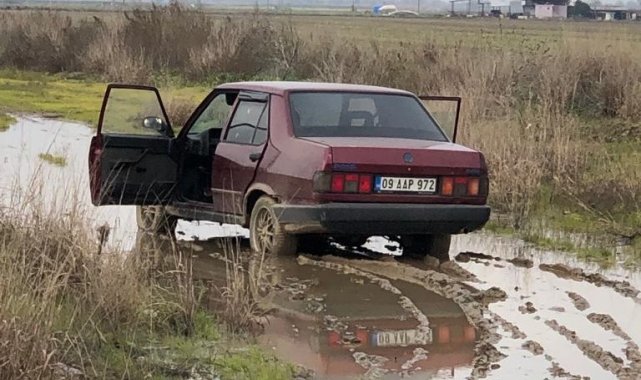 Otomobil hırsızları polisten kaçamadı