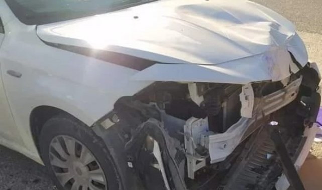 Otomobil ile motosiklet çarpıştı: 1 yaralı