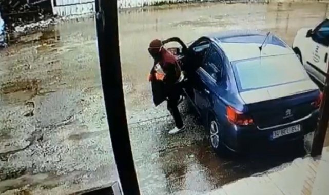 Otomobilden 82 bin lira çalan iki zanlı tutuklandı