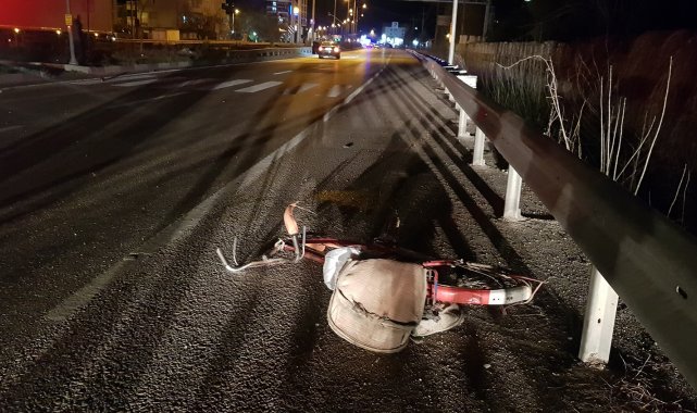 Otomobilin çarptığı bisikletli yaşlı adam yaşama tutunamadı