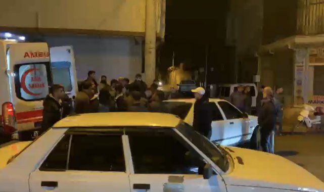 Otomobilin çarptığı motosiklet sürücüsü yaralandı