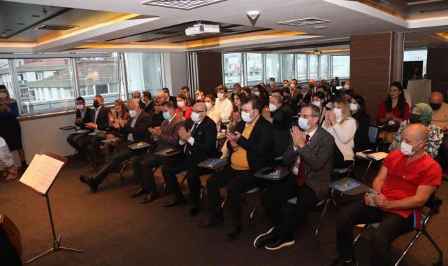 Özcan: &quot;Enerji sorunu evrensel bir problem&quot;