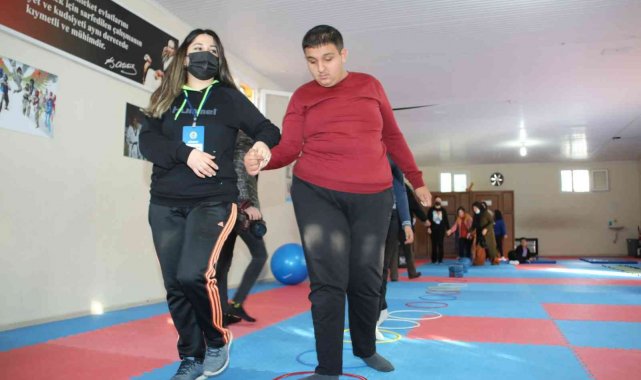 Özel çocuklar sporla hayata tutunuyor