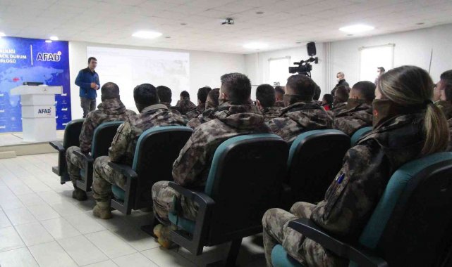 PAK ve Özel Harekat ekipleri doğal afetlere hazırlanıyor