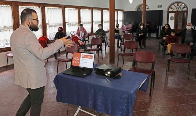 Pandemide çocukların dil gelişimi eğitim semineri