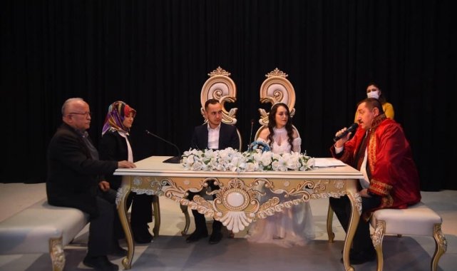 Pandemiye rağmen geçtiğimiz yıl nikah sayıları arttı