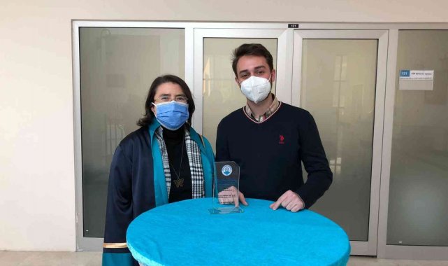 Projesine TÜBİTAK&#039;dan destek alan Pazaryerili öğrenci ödüllendirildi