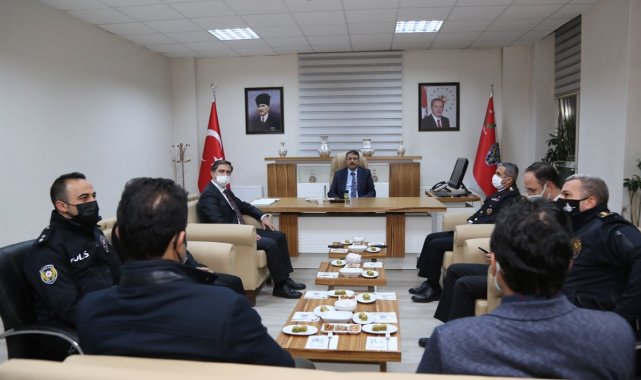 &quot;2022 yılı güven ve huzur şehri Kütahya&#039;ya sağlık, bereket ve huzur getirsin&quot;