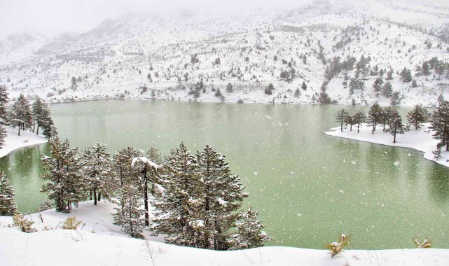 "Akdeniz'in Sibiryası"nda kartpostallık görüntüler