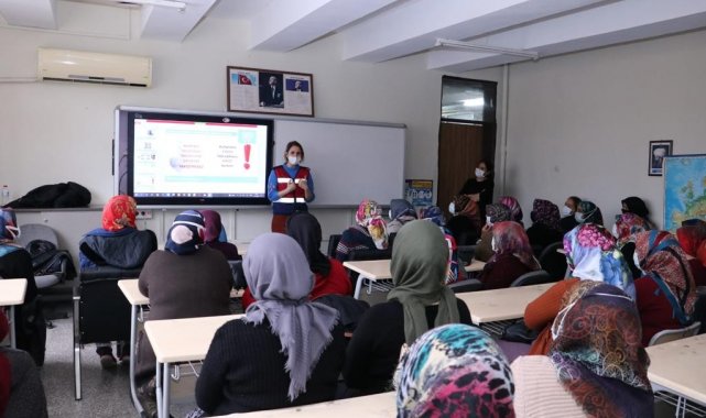 "En İyi Narkotik Polisi: Anne Projesi" eğitimleri sürüyor