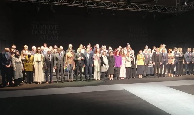 "Geçmişten geleceğe" temasıyla Türkiye Dokuma Atlası Projesinin ilk sahne gösterimi yapıldı