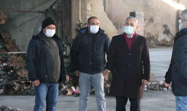 "İtfaiye ekipleri, halkımızın can ve mal güvenliği için 7-24 görevlerinin başındadır"