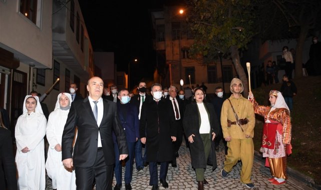 "Kurtuluş Sokağı" koreografisi