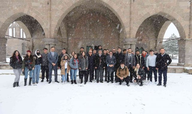 Rektör Aktekin, öğrencilerle Buluştu