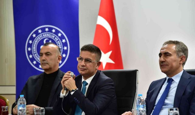 Rektör İlter Kuş, öğrencilerle buluştu