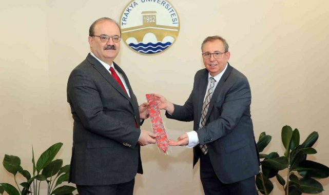 Rektör Tabakoğlu: "Türkiye'de en çok Balkanlı öğrenciye sahip eğitim kurumuyuz"