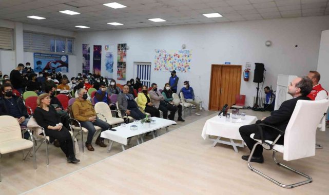 Rektör, Uslu öğrencilerle buluştu