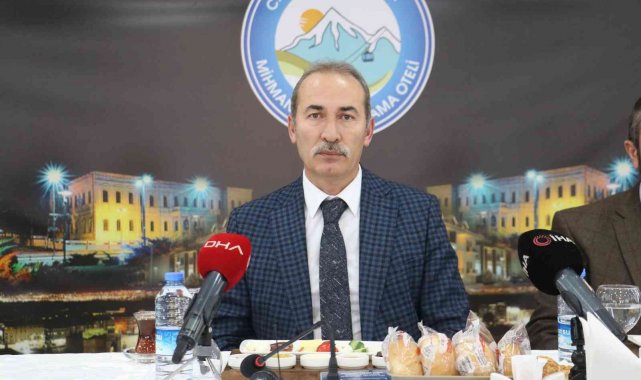 Rektör Yıldız; "Öğrenciler 2 yıllık bölümleri tercih ediyor''