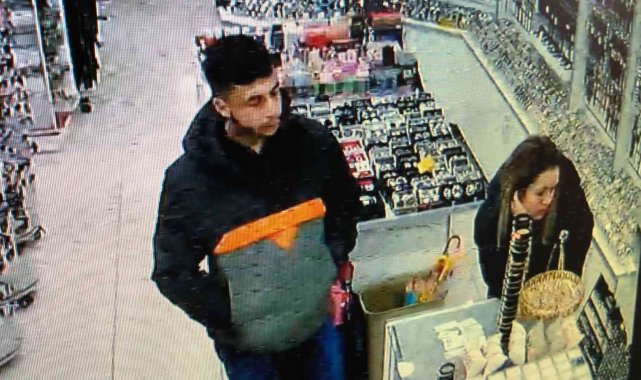 Saat hırsızı iki sevgili saklandıkları evde yakalandı