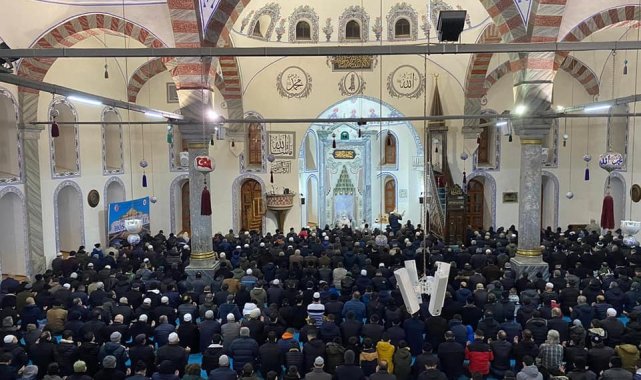 Sabah namazı buluşması, Kütahya Ulu Camii&#039;nde yoğun bir katılımla gerçekleşti