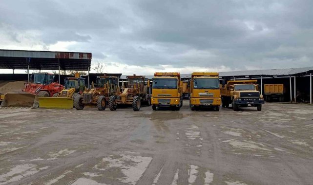 Safranbolu Belediyesi ekipleri kar yağışın karşı teyakkuzda