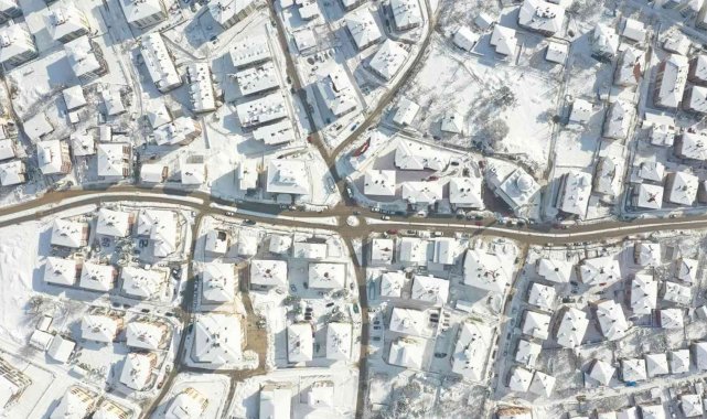 Safranbolu'da ekiplerin hummalı çalışmaları ulaşımın aksamasını engelledi