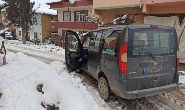 Sağlık ekipleri kar kış demeden fedakârca aşılama çalışmalarını sürdürüyor